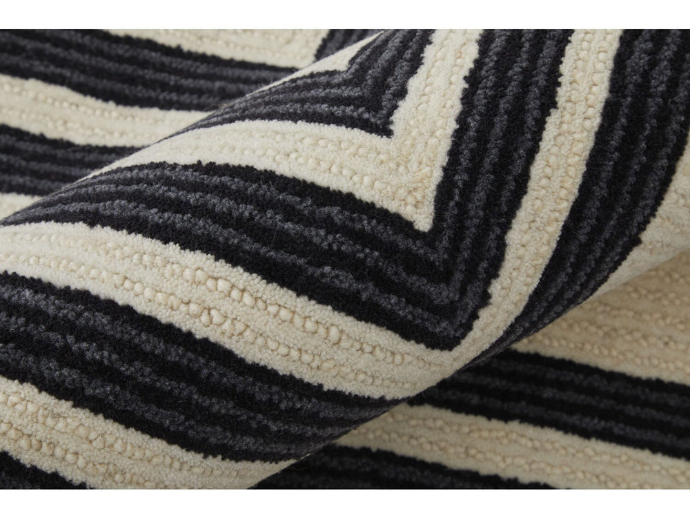 2' X 3' Gray/Ivory/Black Maguire Transitional Abstract - Accent Rug 