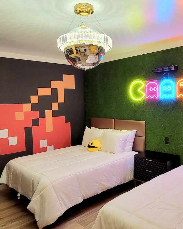 The Last and Final room, Number 11, PACMAN ‼️

Book your stay by calling 423-883-0342 

 #thegroovynomad #airbnb #retro #roadsideamerica #vintagestyle #boutiquemotel #traveladdict #hiking #disco #luxurylifestyle #designinspiration #vintage #cloudlandcanyonstatepark #adventure #lifestyle #fun #motelmakeovernetflix #octoberfest #destination #staycation #midcenturymodern #hotellife
