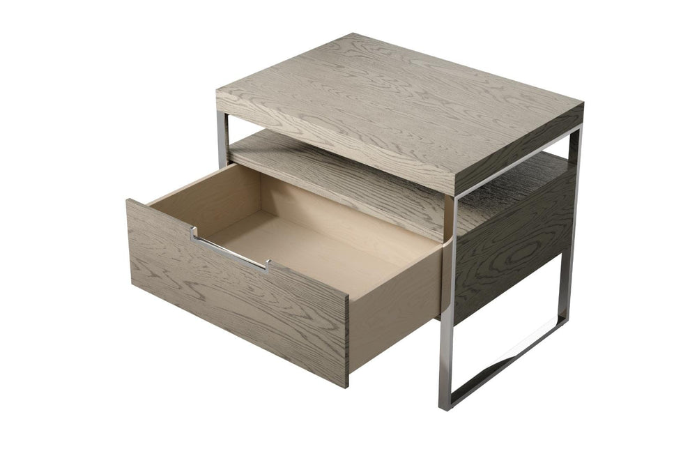 Weathered Oak Silver Chrome Vänt Nightstand 
