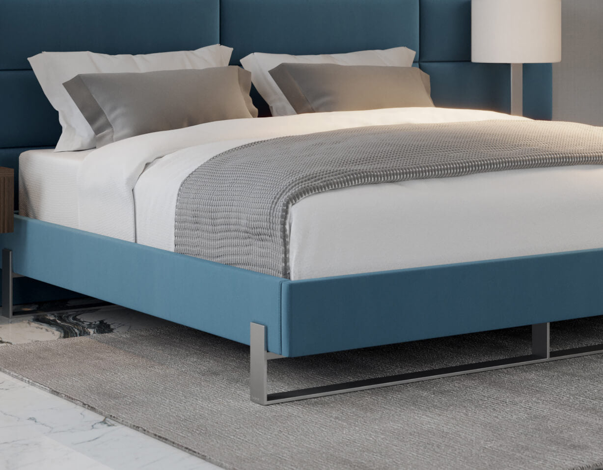 velvet-peacock-blue-vant-